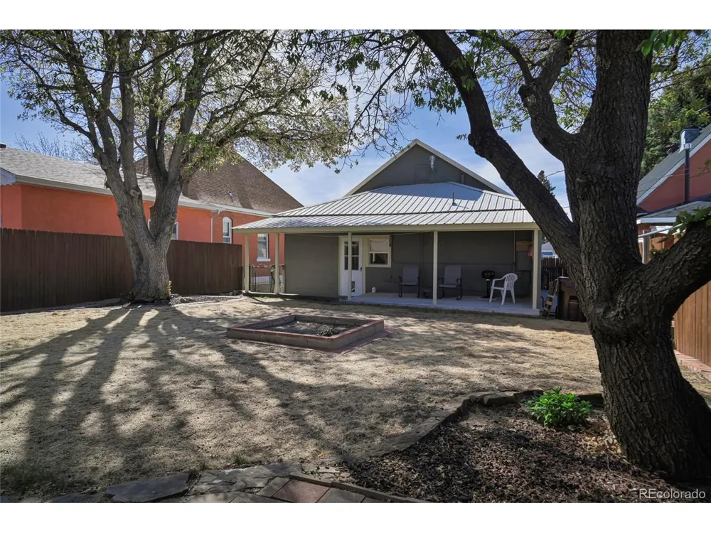 232 E 6th Street Walsenburg, CO 81089