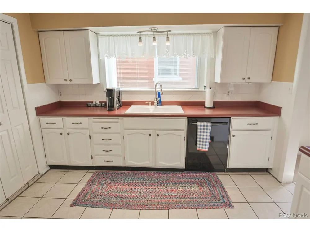 232 E 6th Street Walsenburg, CO 81089