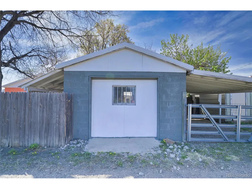 232 E 6th Street Walsenburg, CO 81089