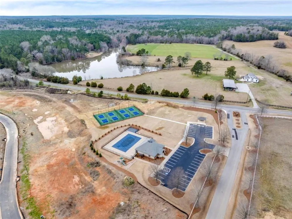 131 Harmony Farms Orchard Eatonton, GA 31024