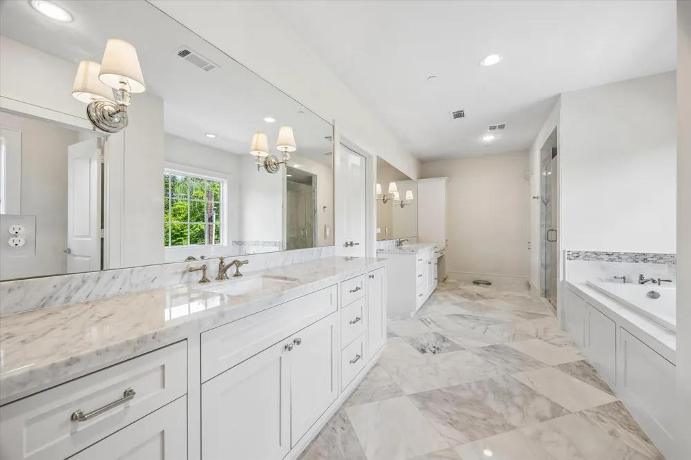 6631 Edloe Street Southside Place, TX 77005