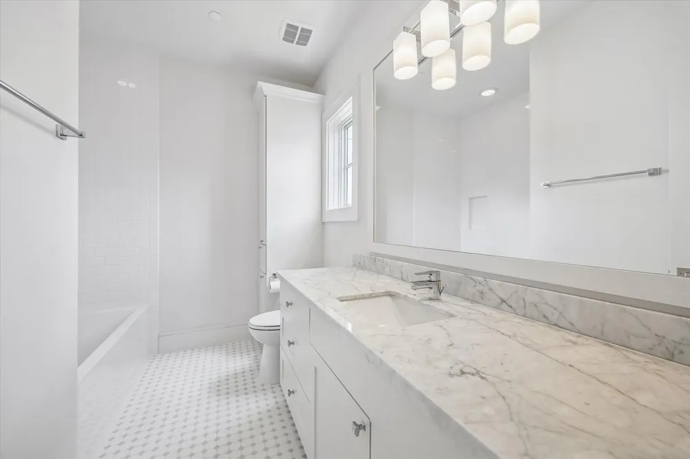 6631 Edloe Street Southside Place, TX 77005
