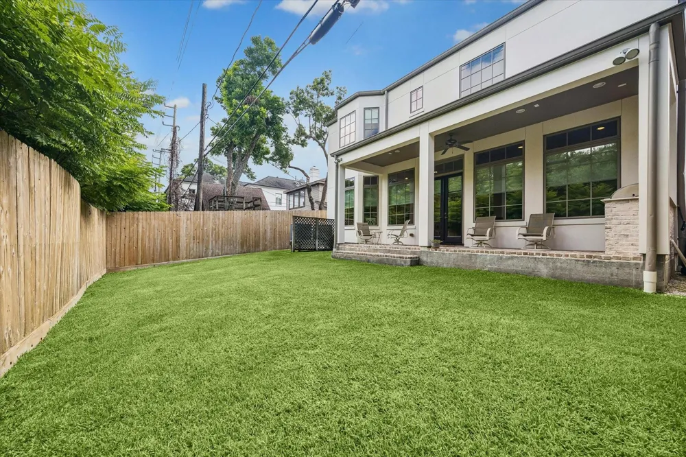 6631 Edloe Street Southside Place, TX 77005