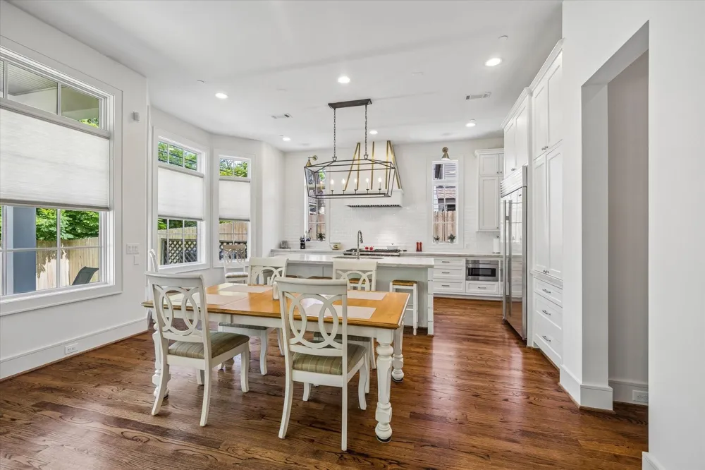 6631 Edloe Street Southside Place, TX 77005