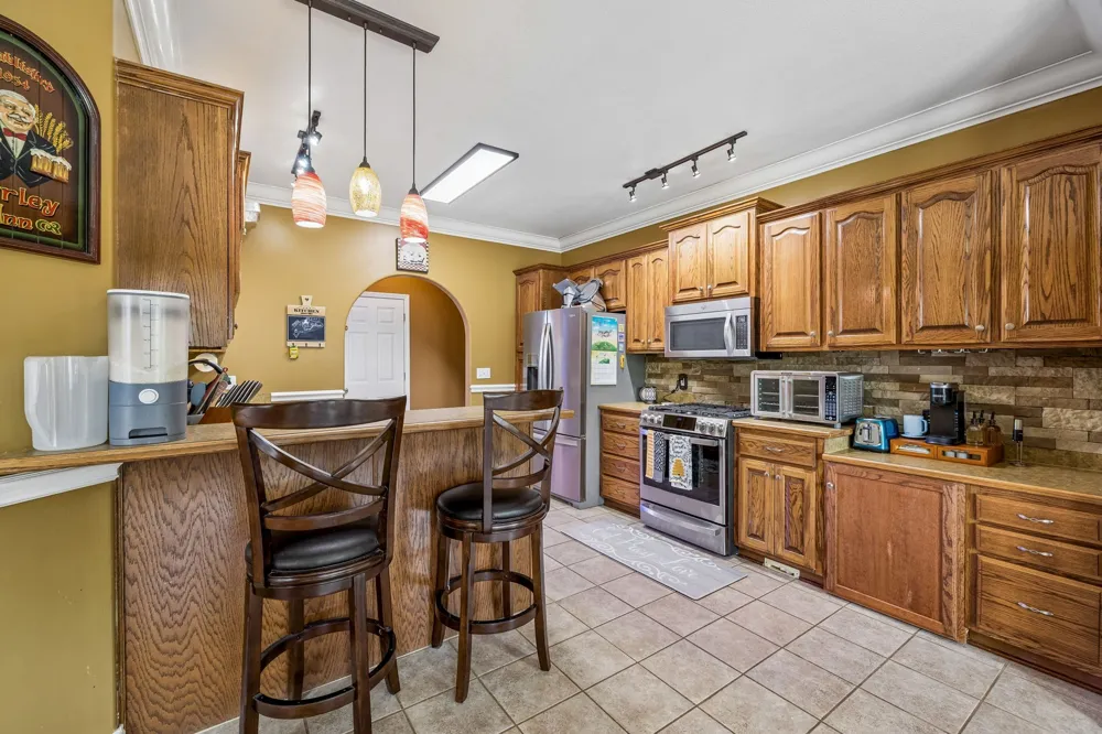 947 Bold Springs Rd Mc Ewen, TN 37101