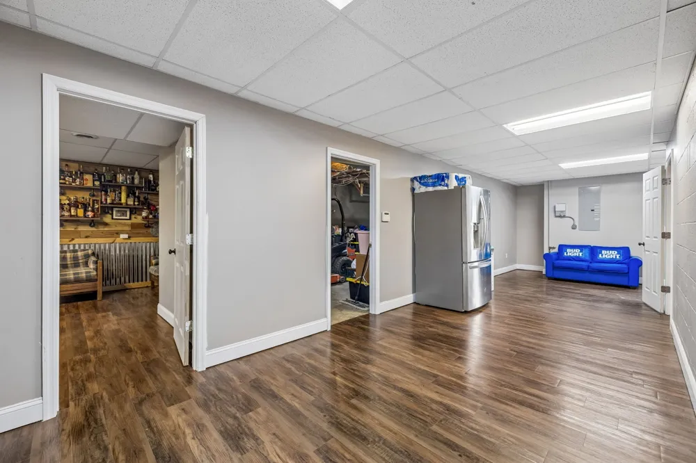 947 Bold Springs Rd Mc Ewen, TN 37101