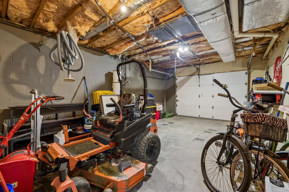 947 Bold Springs Rd Mc Ewen, TN 37101