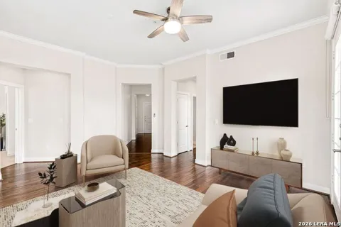 7342 Oak Manor #7301