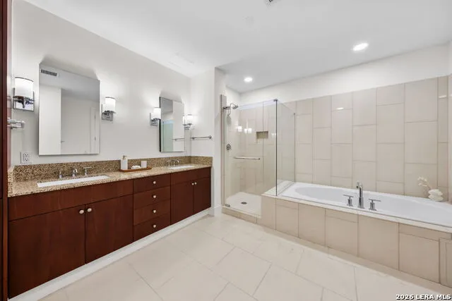 610 E Market St. #3115 San Antonio, TX 78205
