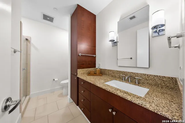 610 E Market St. #3115 San Antonio, TX 78205