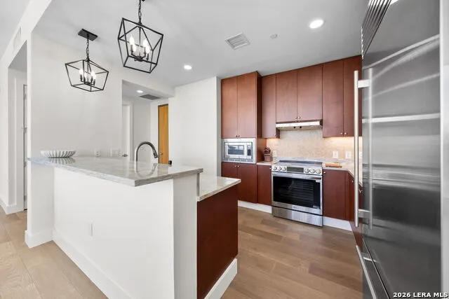 610 E Market St. #3115 San Antonio, TX 78205