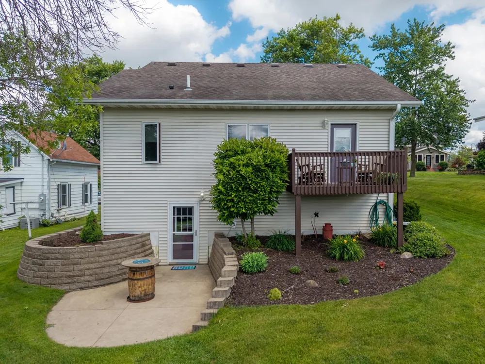 208 High Avenue Wanamingo, MN 55983