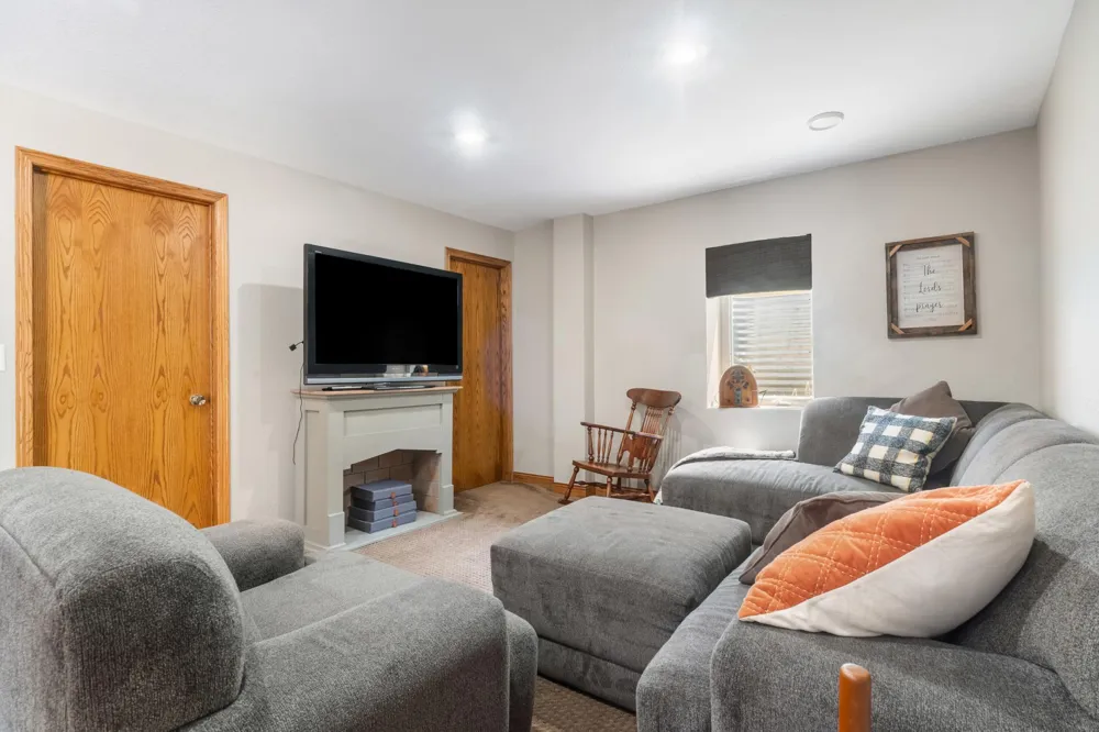 208 High Avenue Wanamingo, MN 55983