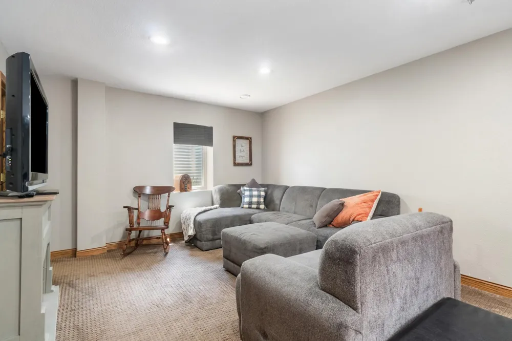 208 High Avenue Wanamingo, MN 55983