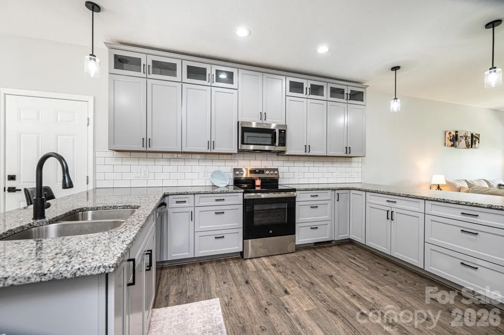 29 Central Avenue Granite Falls, NC 28630