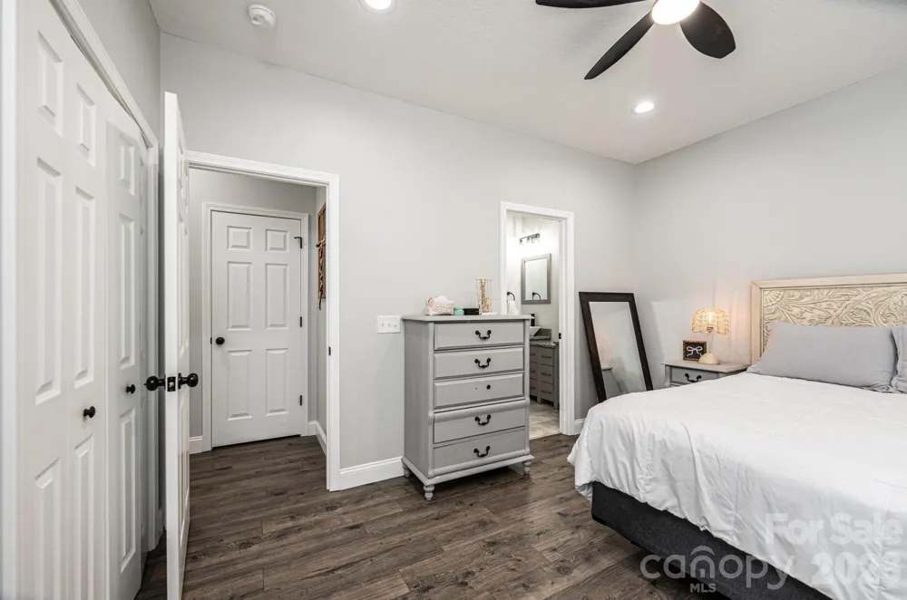 29 Central Avenue Granite Falls, NC 28630
