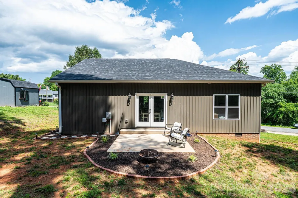 29 Central Avenue Granite Falls, NC 28630