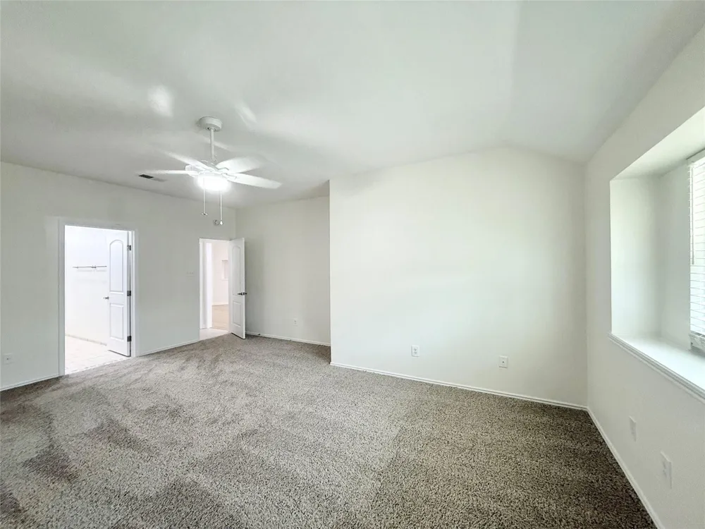 236 Almond Drive Lake Jackson, TX 77566