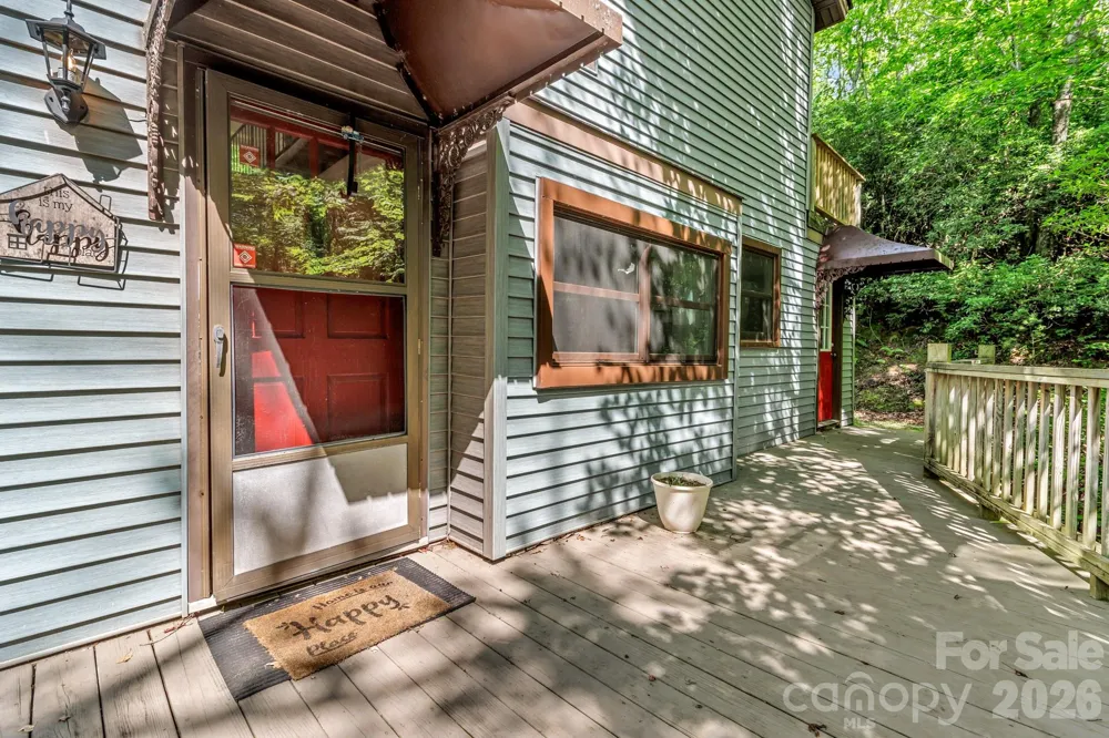 571 Tsisqua Circle Brevard, NC 28712