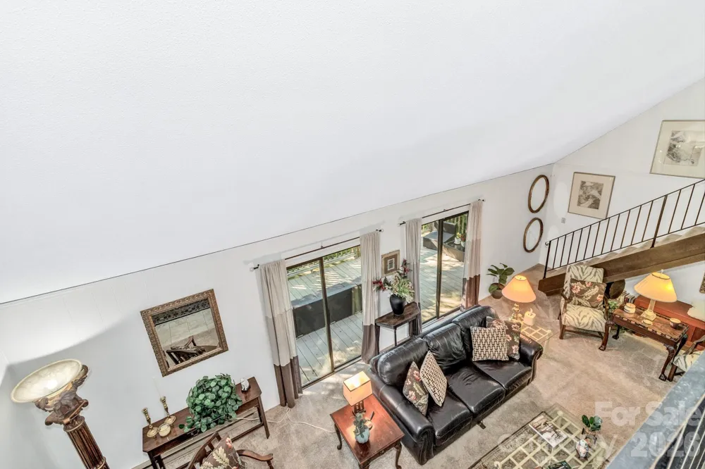571 Tsisqua Circle Brevard, NC 28712