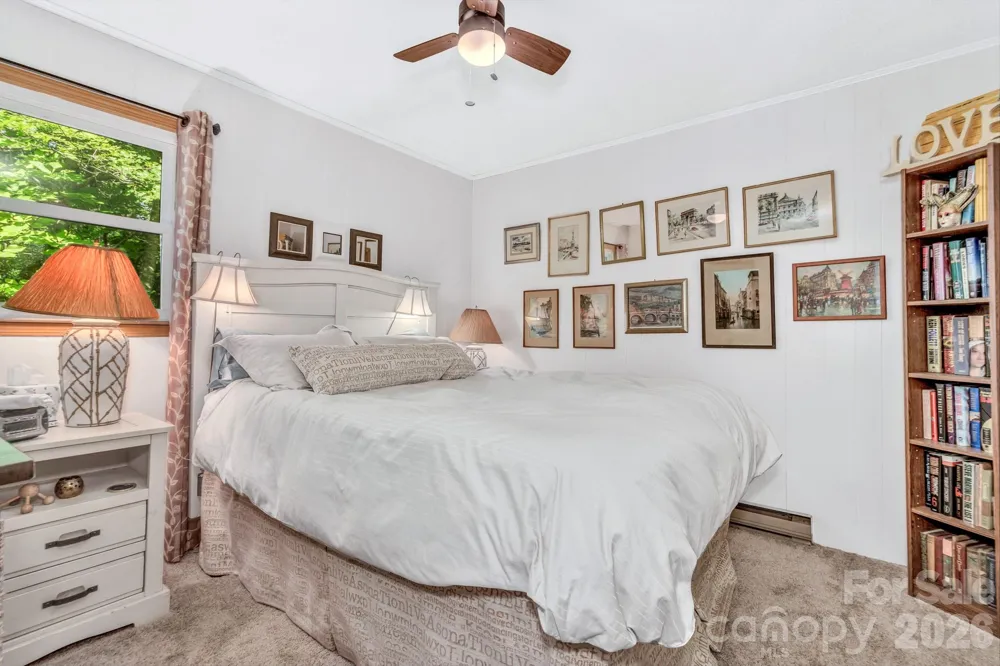 571 Tsisqua Circle Brevard, NC 28712