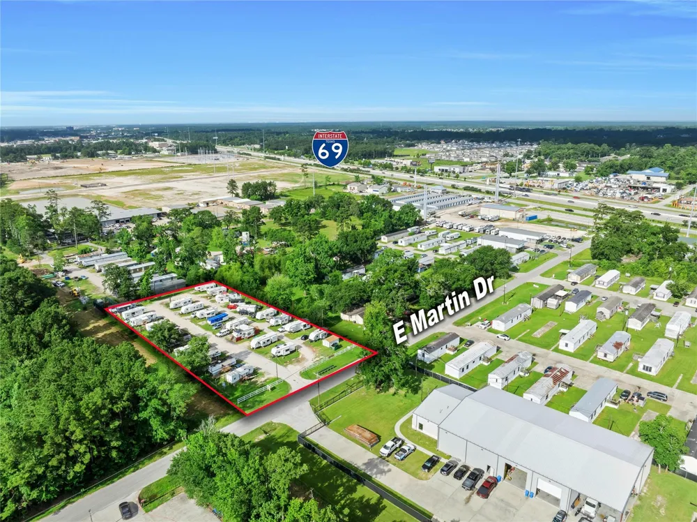 21868 E Martin Drive Porter, TX 77365