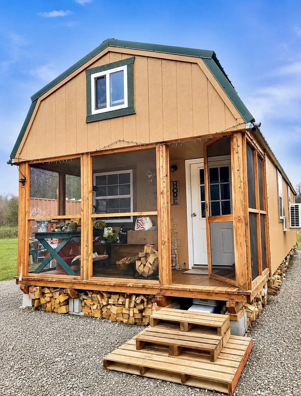 2071 Deer Creek Rd Linden, TN 37096