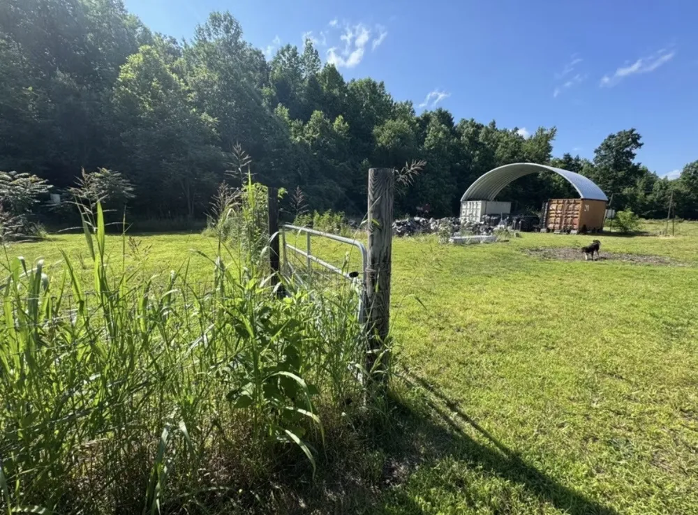2071 Deer Creek Rd Linden, TN 37096