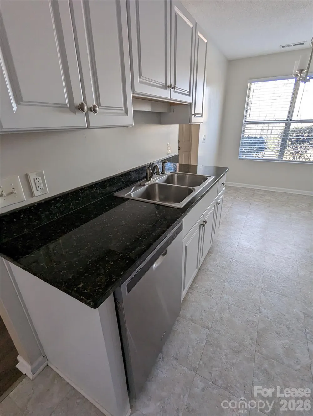 72 Windwood Drive Columbus, NC 28722
