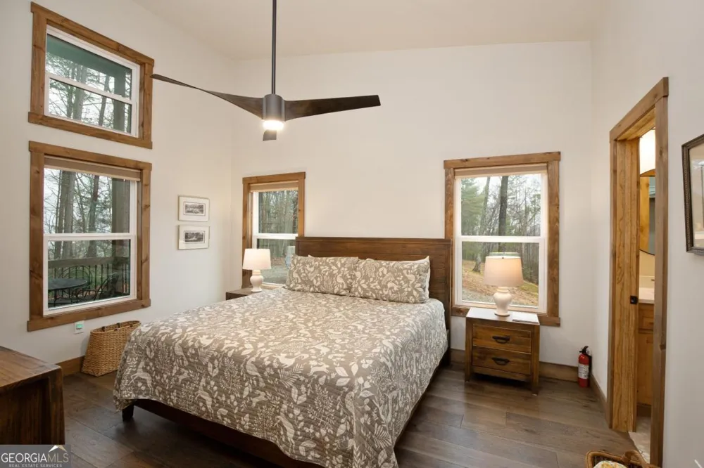 642 Crabapple DR Blue Ridge, GA 30513