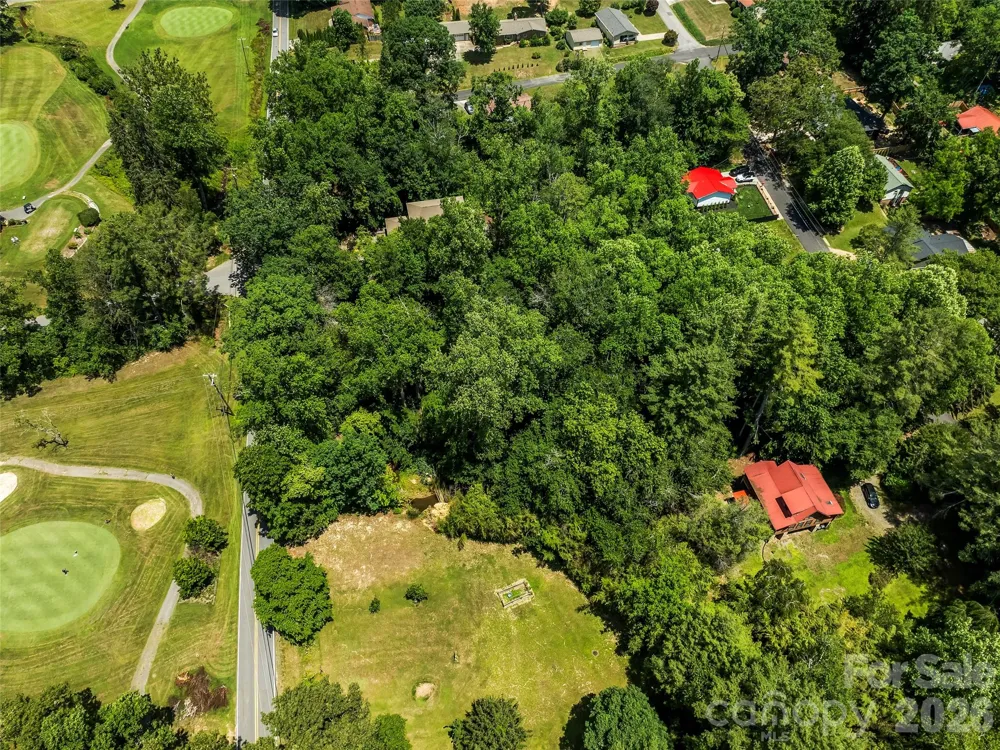 742 Hiawassee Avenue Black Mountain, NC 28711