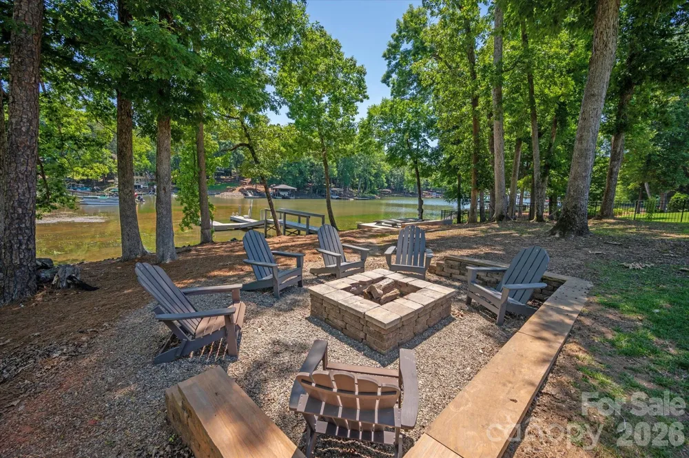 827 Misty Arbor Ford Clover, SC 29710