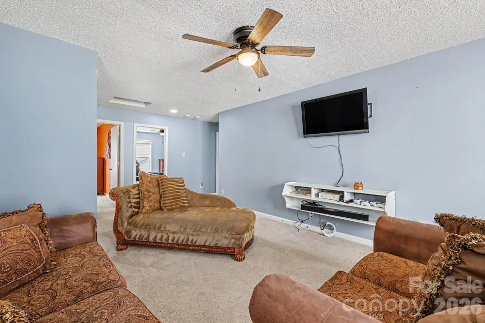 5654 Hammermill Drive Harrisburg, NC 28075