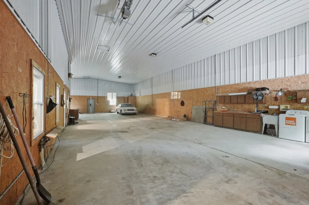 1639 Eucalyptus Dr Byrdstown, TN 38549