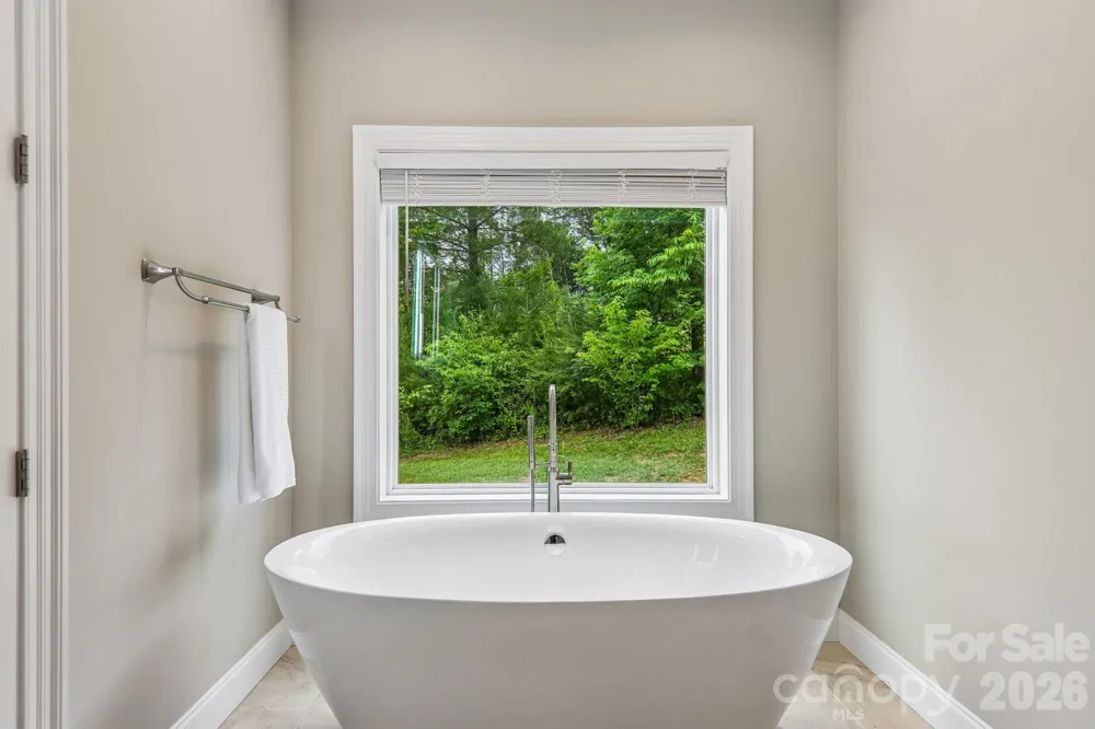 106 Saddle Ridge Drive Alexander, NC 28701