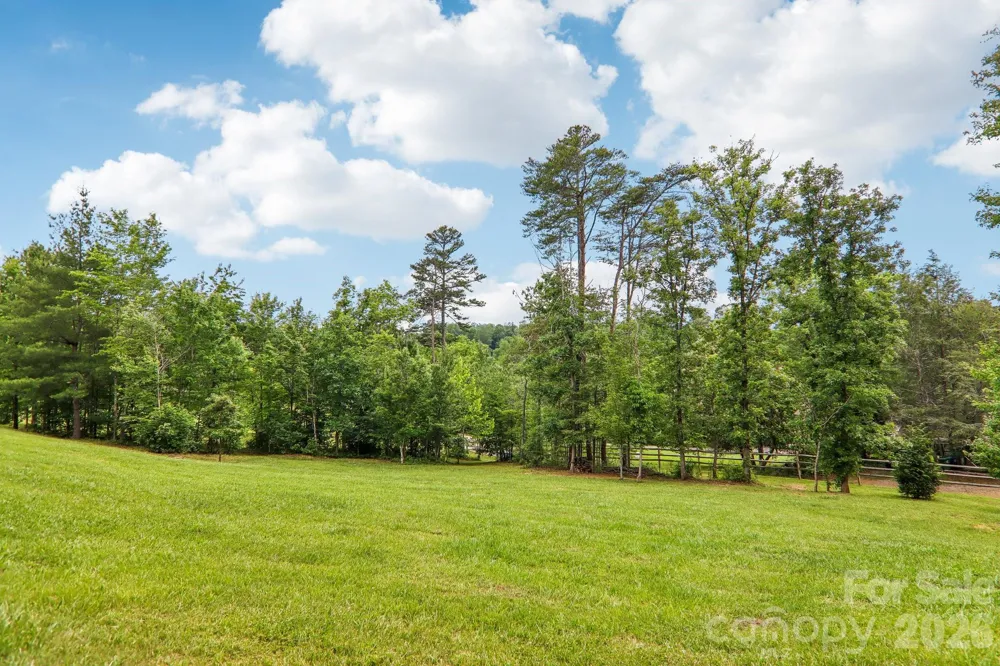 106 Saddle Ridge Drive Alexander, NC 28701