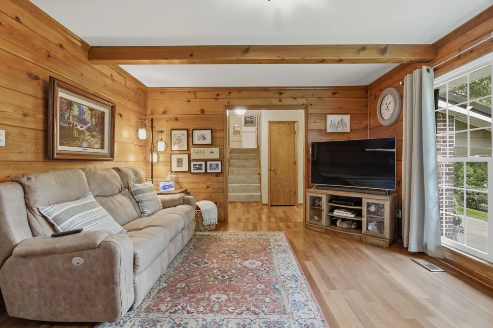 104 Fairview Drive Mount Pleasant, TN 38474