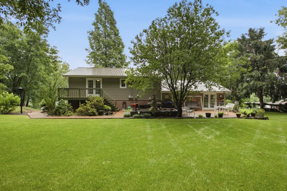 104 Fairview Drive Mount Pleasant, TN 38474