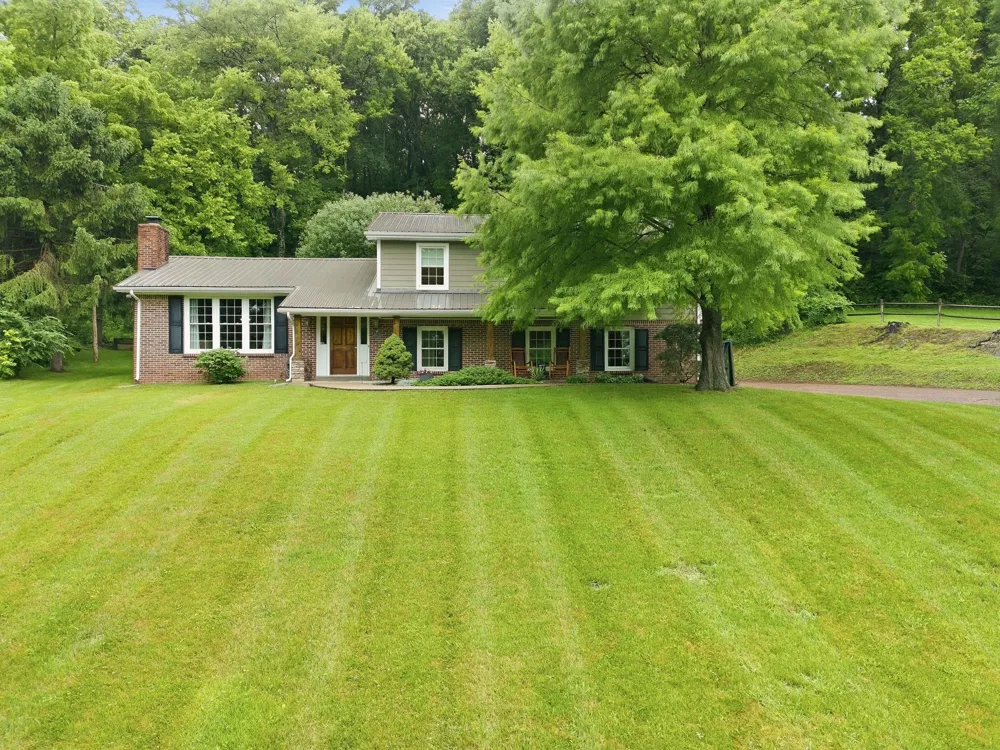 104 Fairview Drive Mount Pleasant, TN 38474