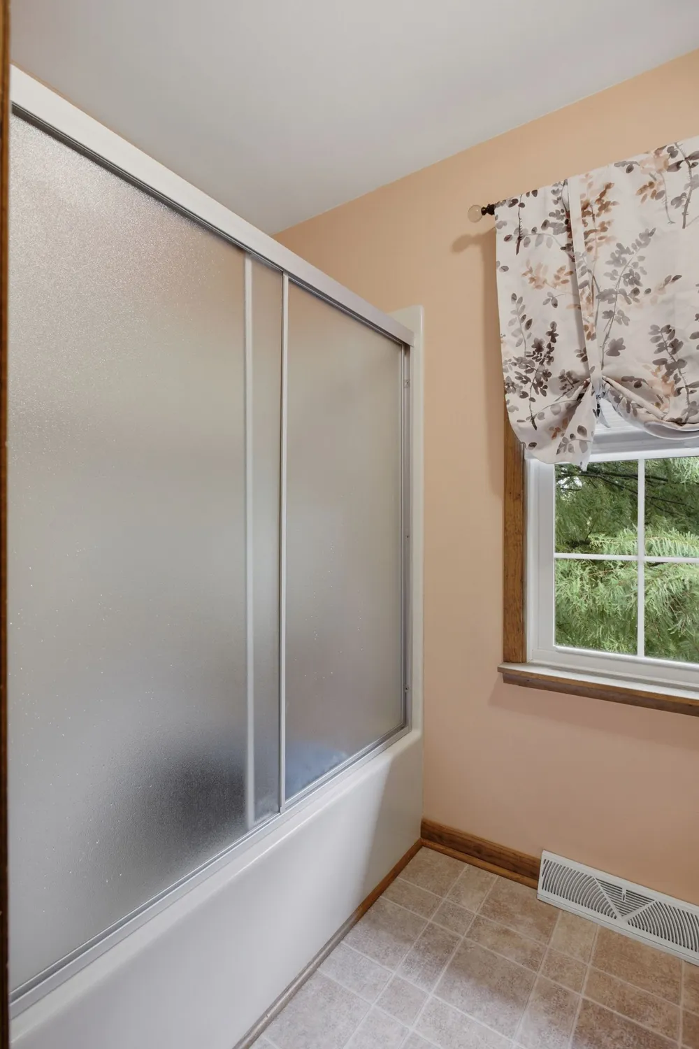 104 Fairview Drive Mount Pleasant, TN 38474