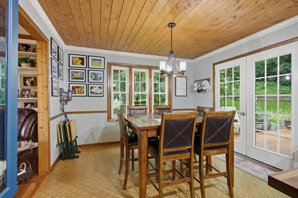 104 Fairview Drive Mount Pleasant, TN 38474