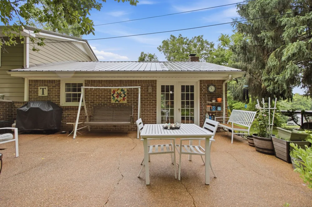 104 Fairview Drive Mount Pleasant, TN 38474