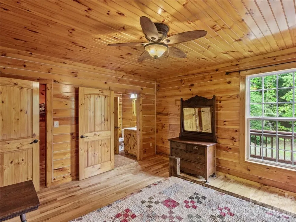 439 Upper Pig Pen Road Green Mountain, NC 28740