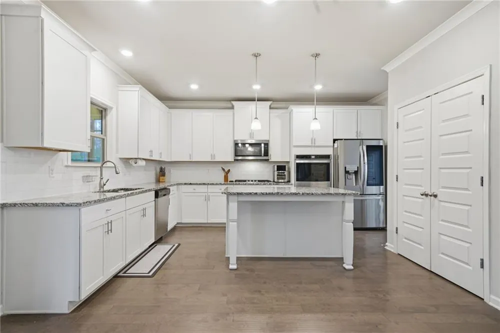 7534 Brook Rose Way Lithonia, GA 30038
