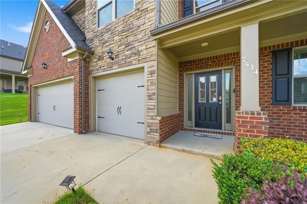 7534 Brook Rose Way Lithonia, GA 30038