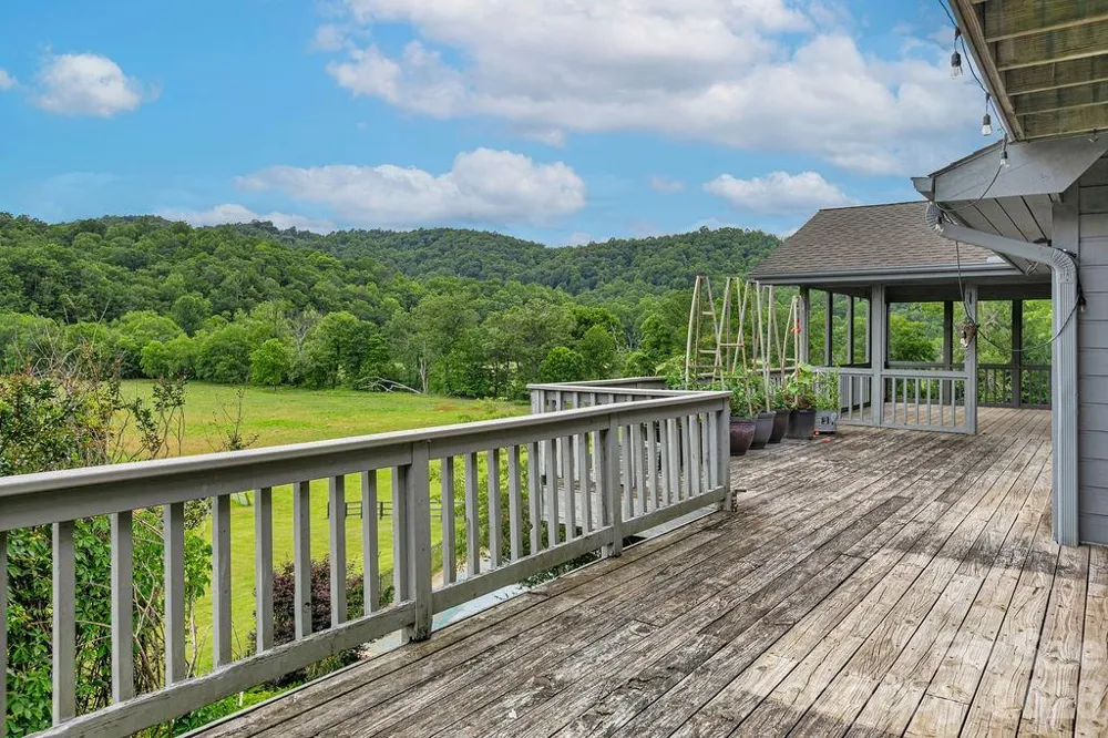547 Windover Drive Brevard, NC 28712