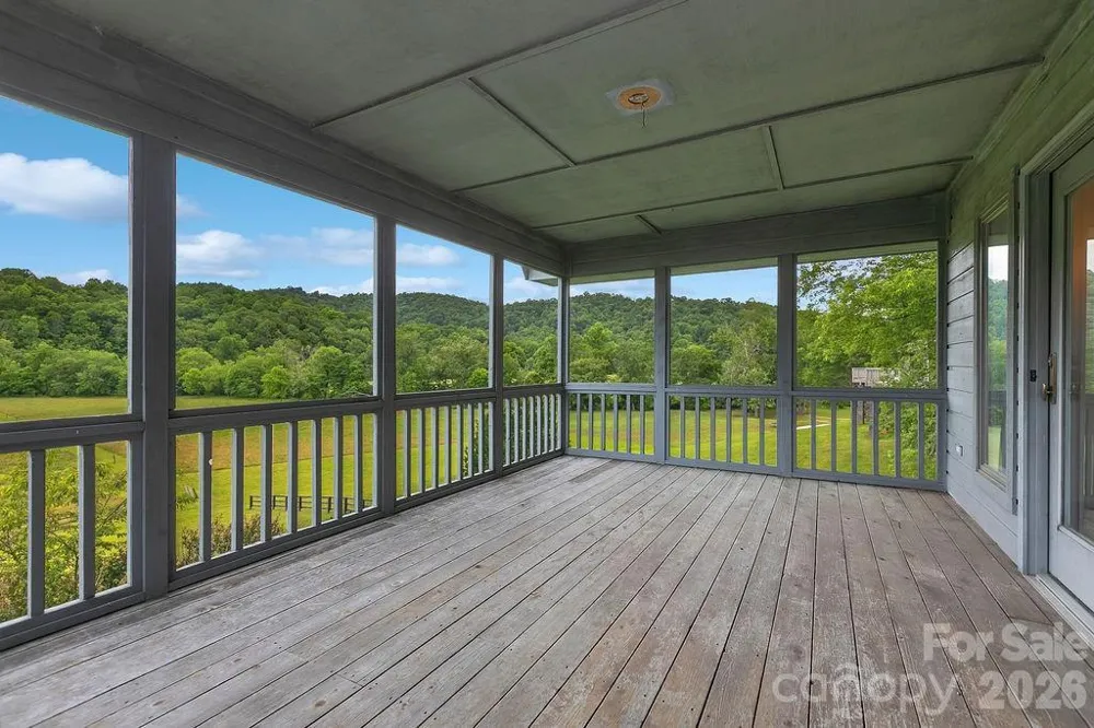 547 Windover Drive Brevard, NC 28712