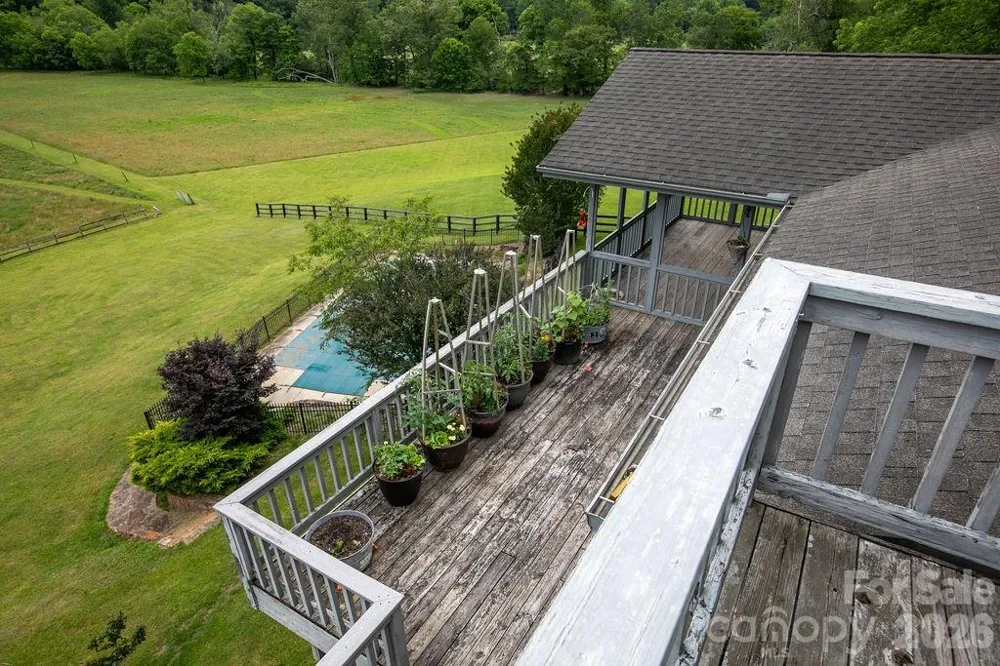 547 Windover Drive Brevard, NC 28712