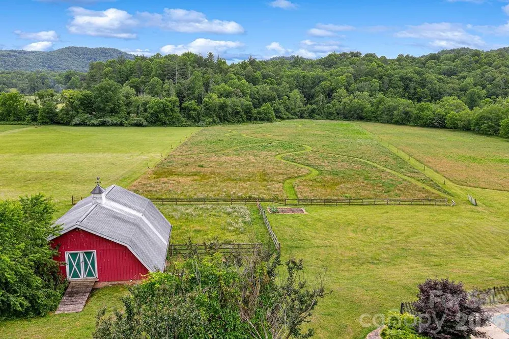 547 Windover Drive Brevard, NC 28712