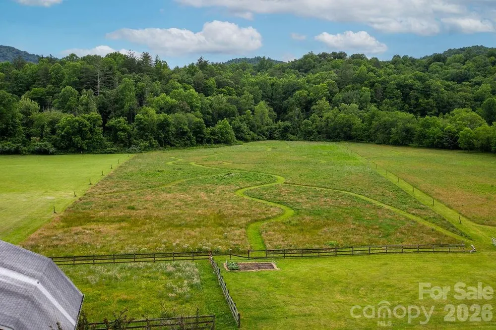 547 Windover Drive Brevard, NC 28712